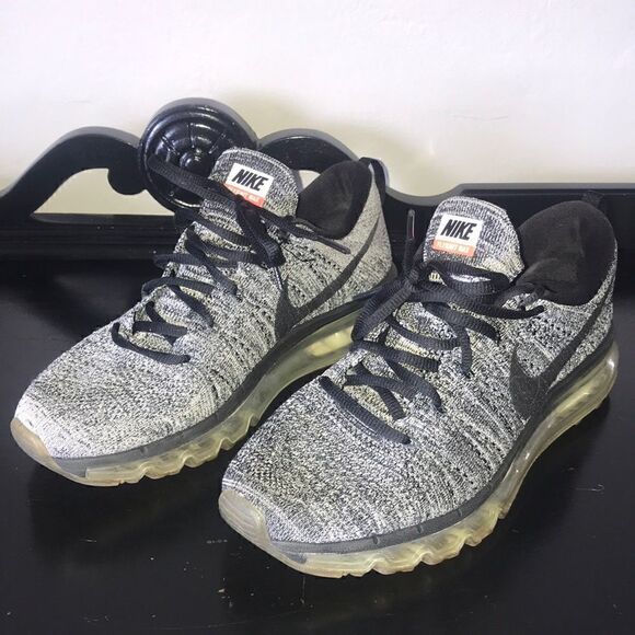 Nike Oreo fly knit max preowned running shoes - Picture 1 of 8